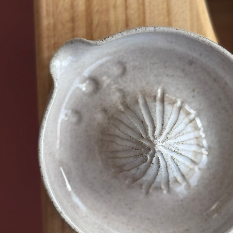 Shelley Panton Hand-Thrown Pottery Juicer - White Speckle
