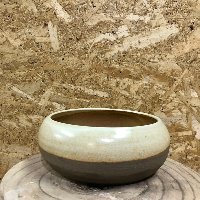 Shelley Panton Studio Pottery Curved Bowl White Ochre 16 x 6.5cm